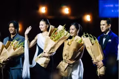 电影《声色女士们》的四位主演。图自《体育与文化报》。