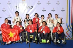 第十三届东盟残疾人运动会：越南田径队完成“四金”壮举