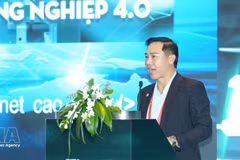 来自公安部网络安全与高科技犯罪预防局的阮廷杜诗上校在专题研讨会上发言。