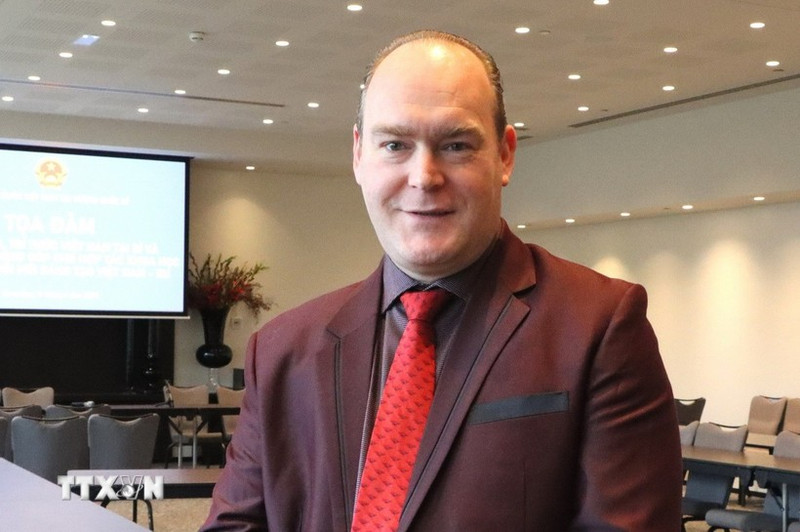 布鲁塞尔工程学院讲师埃里克·范·瓦伦伯格。（图片来源：越通社）