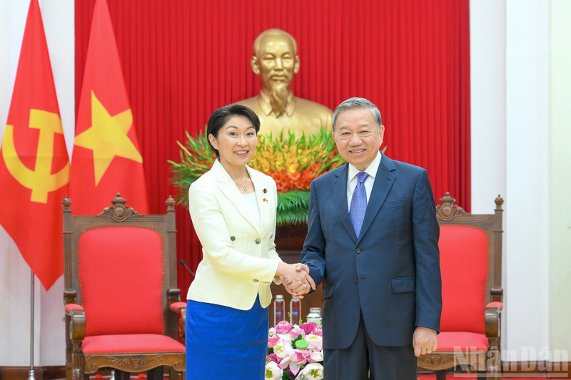 越共中央总书记苏林会见日越友好议员联盟主席、参议员小渕优子（Yuko Obuchi）一行。