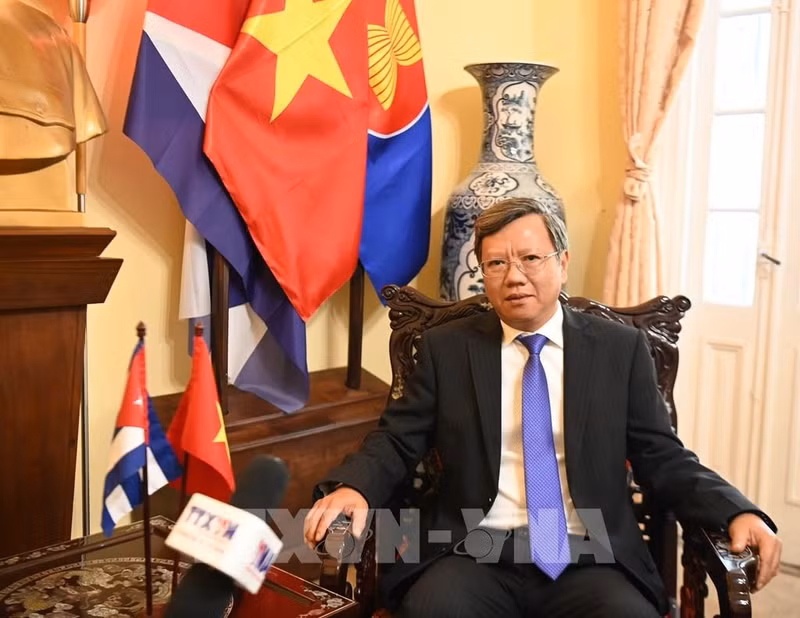 越南驻古巴大使黎光龙。（图片来源：越通社）