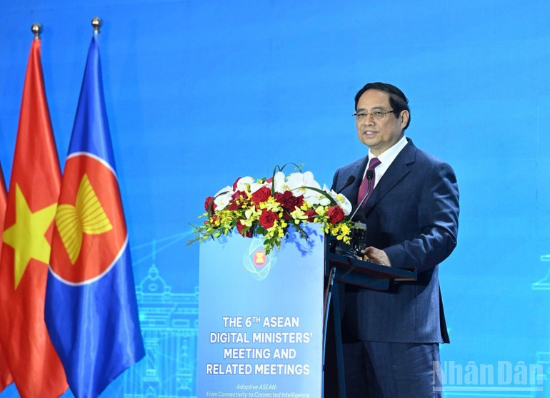 范明正总理在会议上致辞。（陈海 摄）