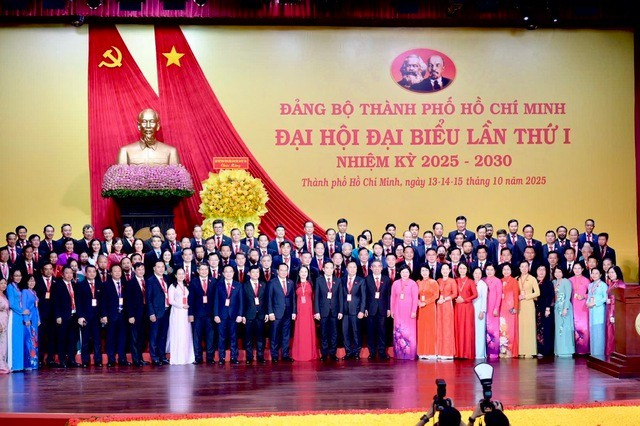 10月15日，越共胡志明市第一次代表大会（2025-2030年任期）圆满闭幕。
