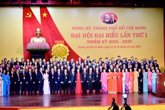 10月15日，越共胡志明市第一次代表大会（2025-2030年任期）圆满闭幕。