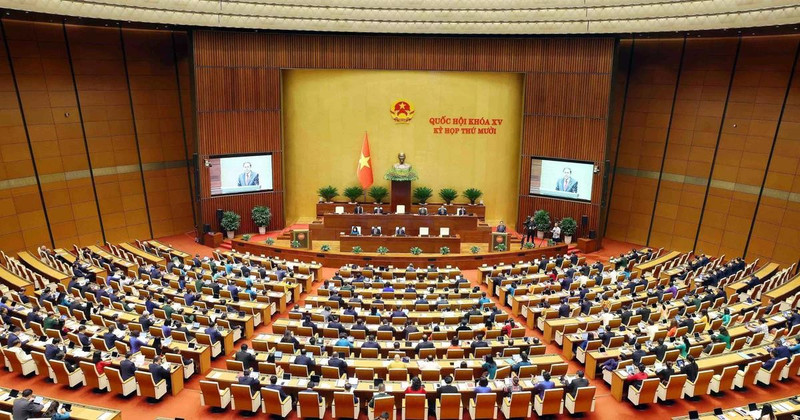 附图：越南第十五届国会第十次会议。