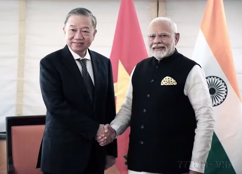 在出席第79届联合国大会并访问美国期间，当地时间2024年9月23日下午，在纽约，越共中央总书记、国家主席苏林会见印度共和国总理纳伦德拉·莫迪。（图片来源：越通社）