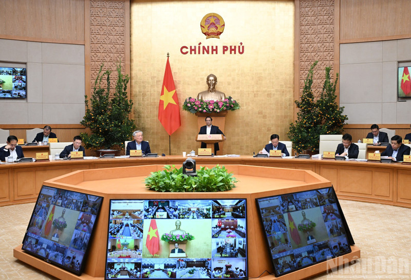 政府总理范明正4日下午在政府2026年1月份例行会议。(陈海 摄）