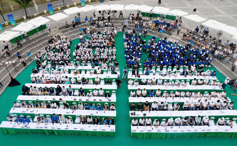 参会代表场景。