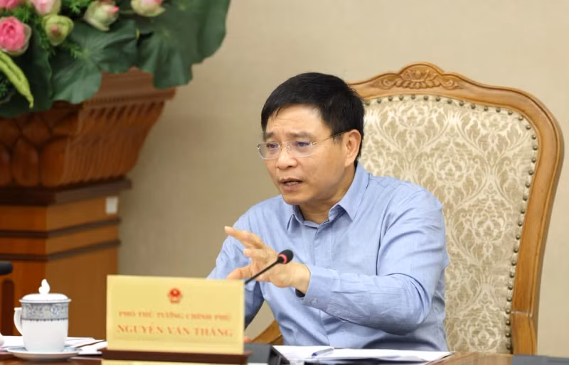 越南政府副总理阮文胜4月23日下午在政府驻地主持召开价格调控指导委员会会议。