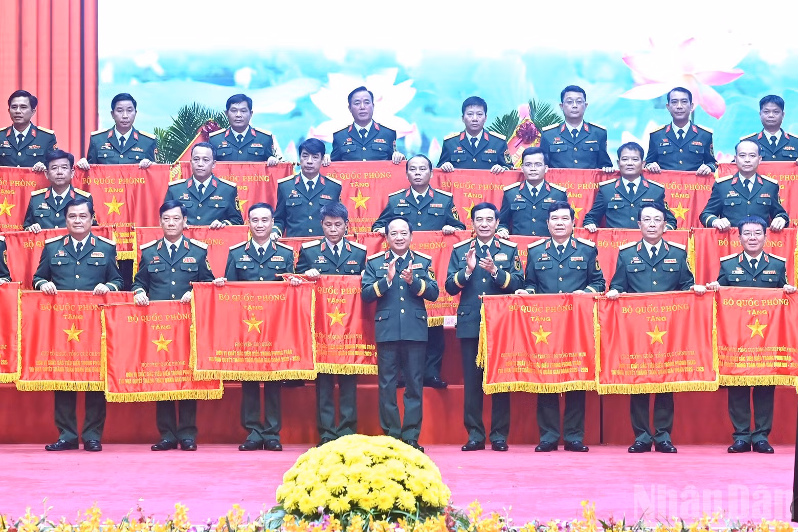 2499-9807.jpg
