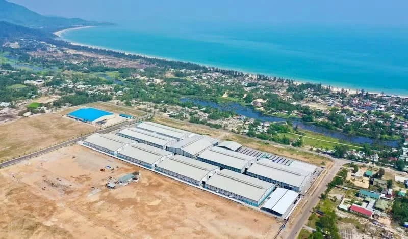 顺化市各经济区和工业园区引进投资资金超150万亿越盾