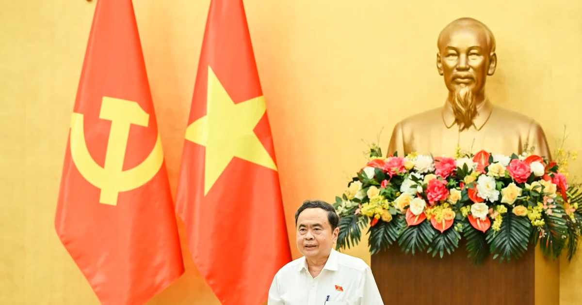越南国会主席陈青敏主持召开国会党委执委会会议【组图】
