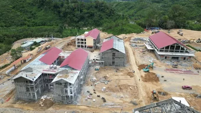 3000余人争分夺秒建设边境地区学校
