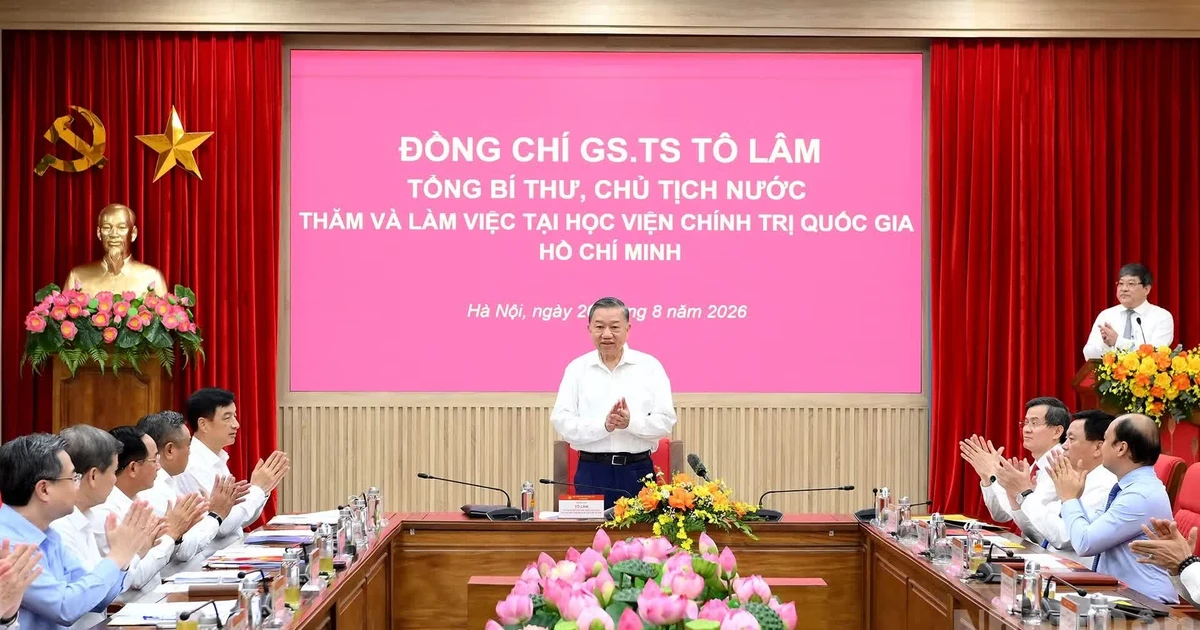 越共中央总书记、国家主席苏林同胡志明国家政治学院领导举行工作座谈