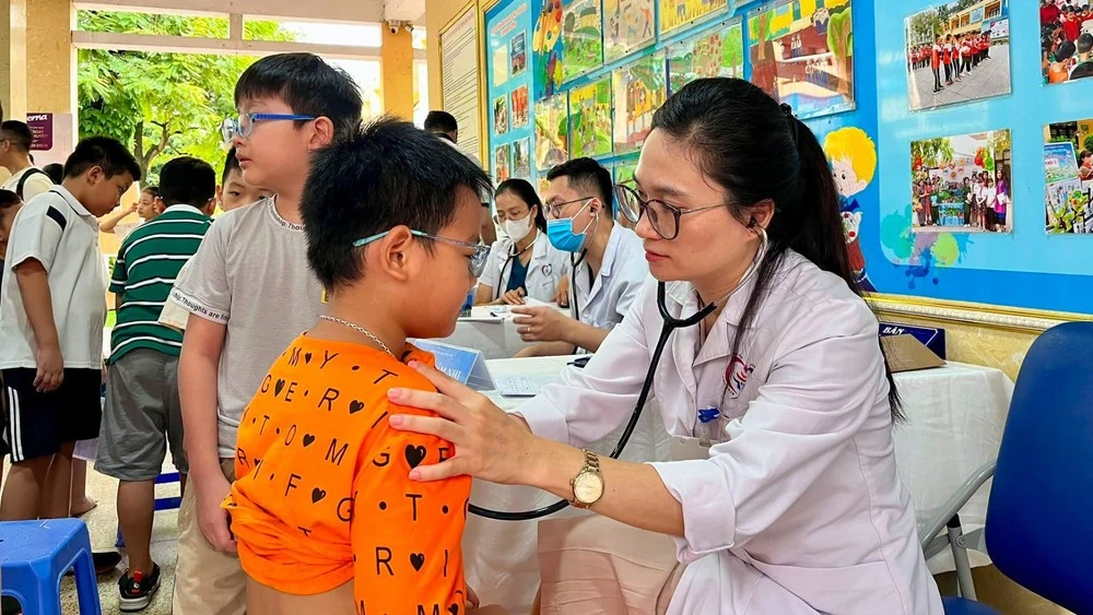 从2028年起对幼儿园至高中学生开展5类校园常见疾病筛查