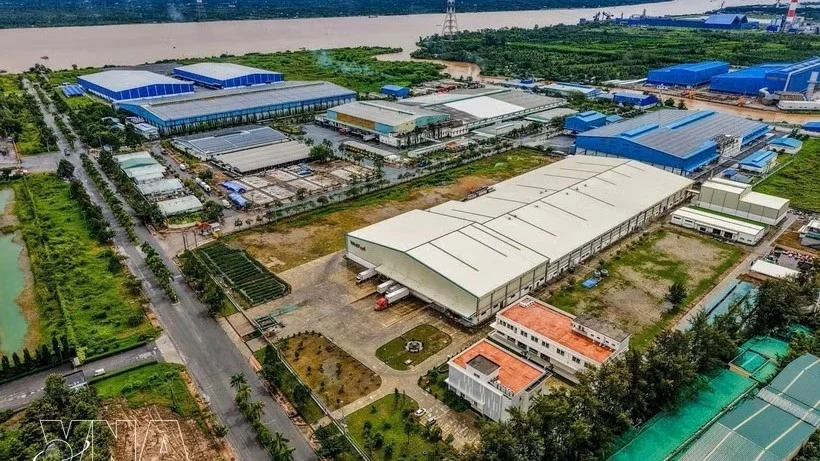 扩大房地产在南方工业版图中的作用