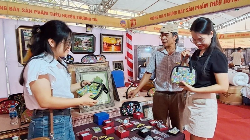 把握贸易协定机遇，拓展河内手工艺品市场