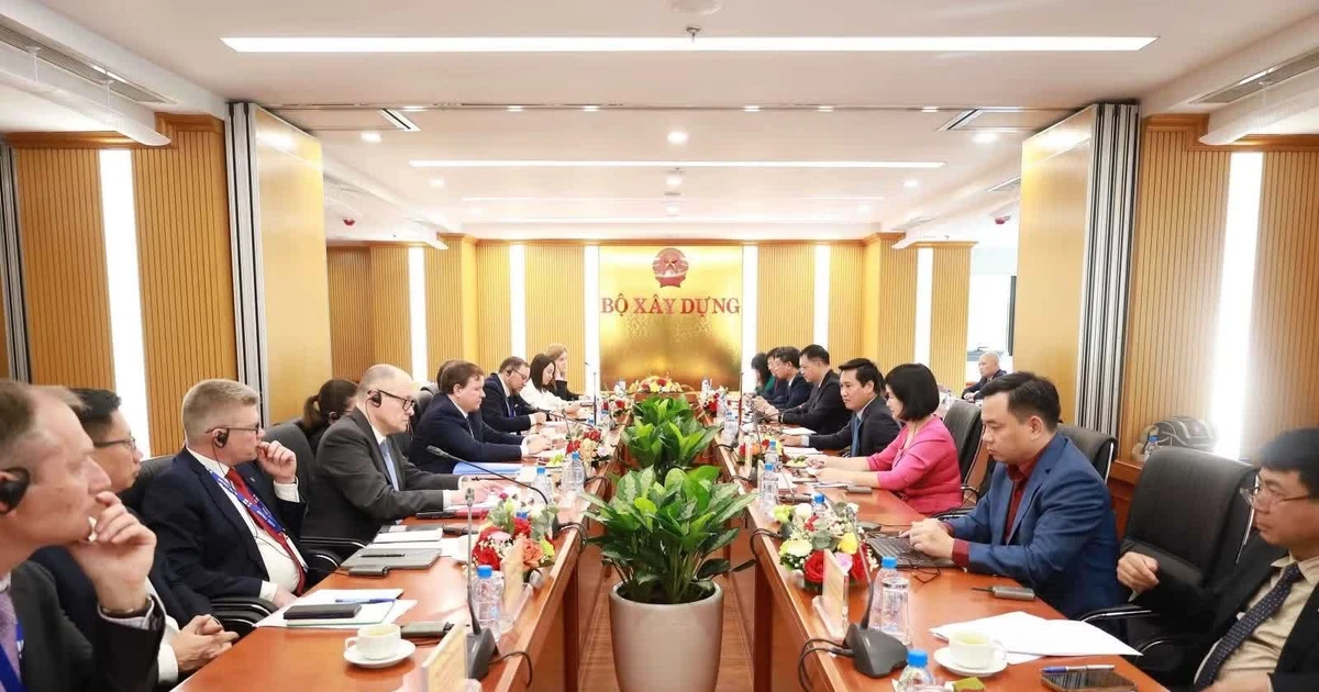 越南与芬兰推动交通基础设施和智慧城市合作