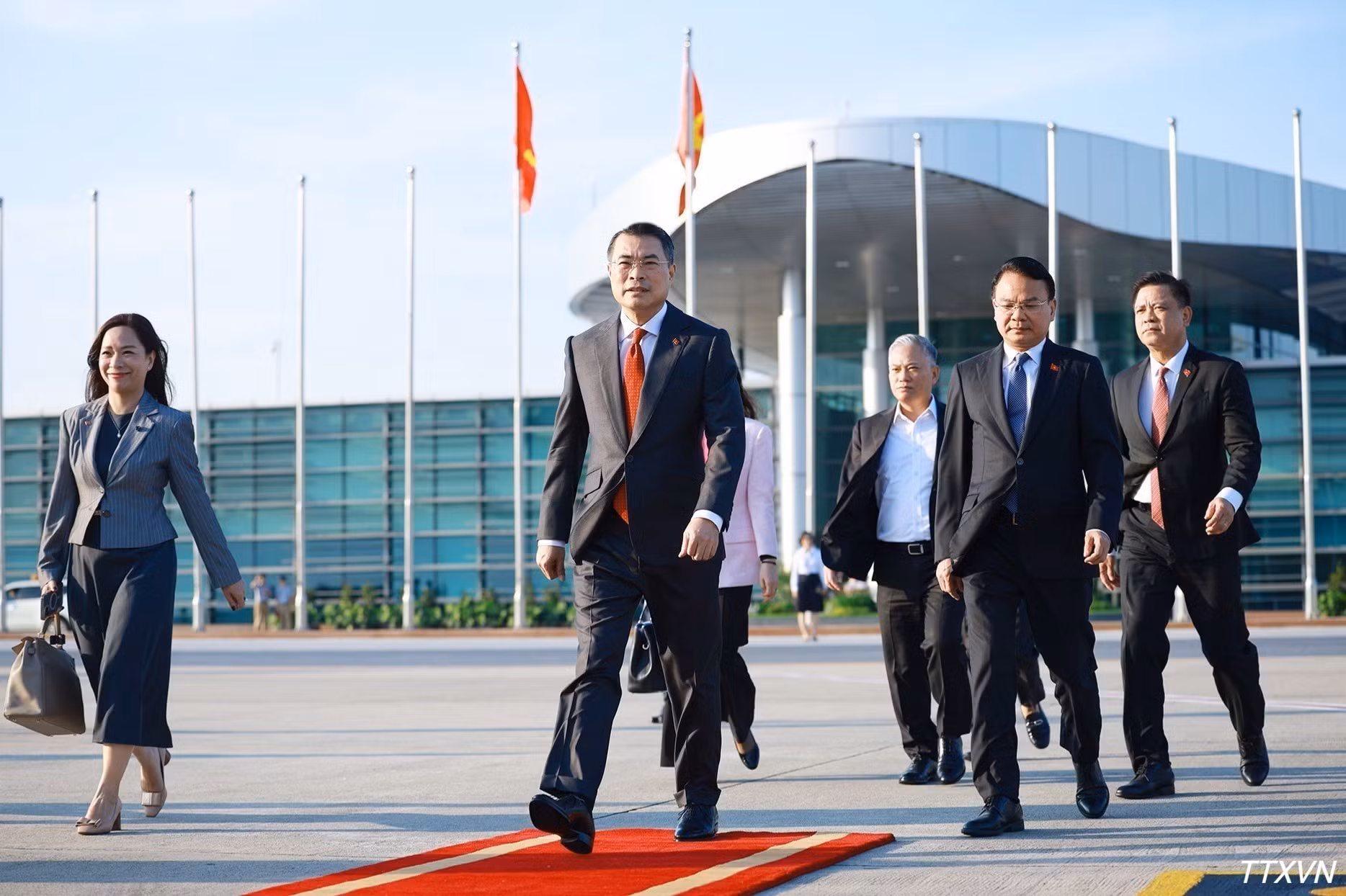 2026-09-12-thu-tuong-03-1.png