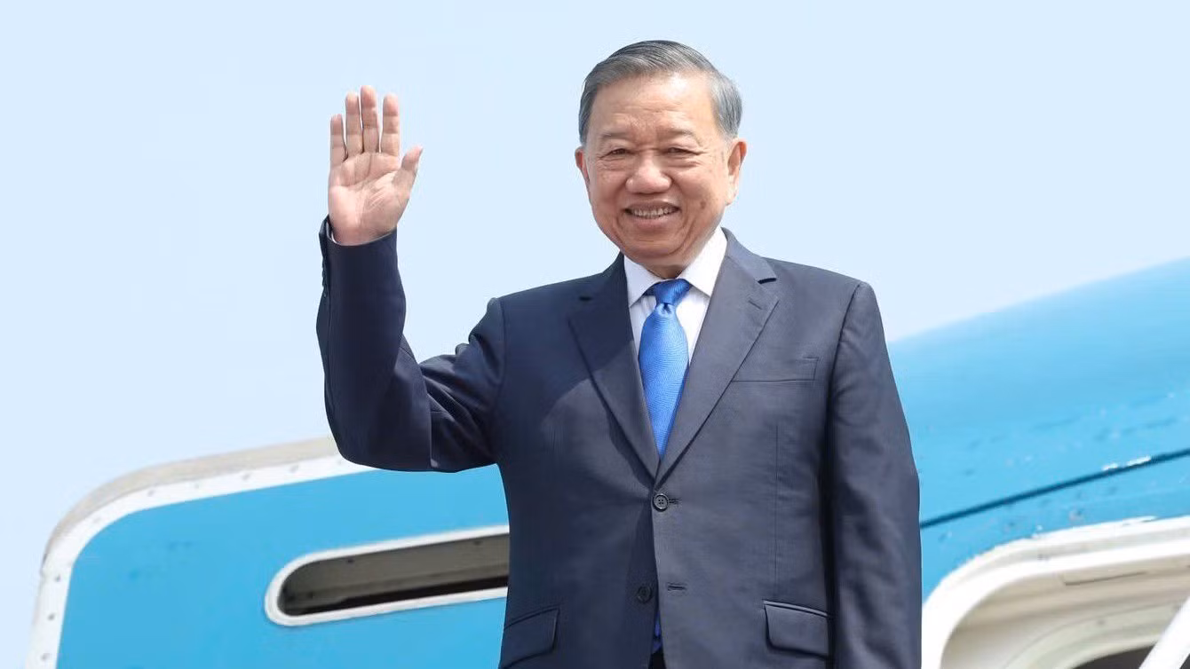 2026年9月20日，苏林总书记、国家主席离开河内启程赴美出席第81届联合国大会一般性辩论会并展开双边活动和对加拿大进行国事访问。（图片来源：越通社）