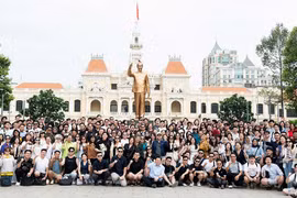附图：2026年5月6日，来自印度尼西亚的会展旅游团参观胡志明市。