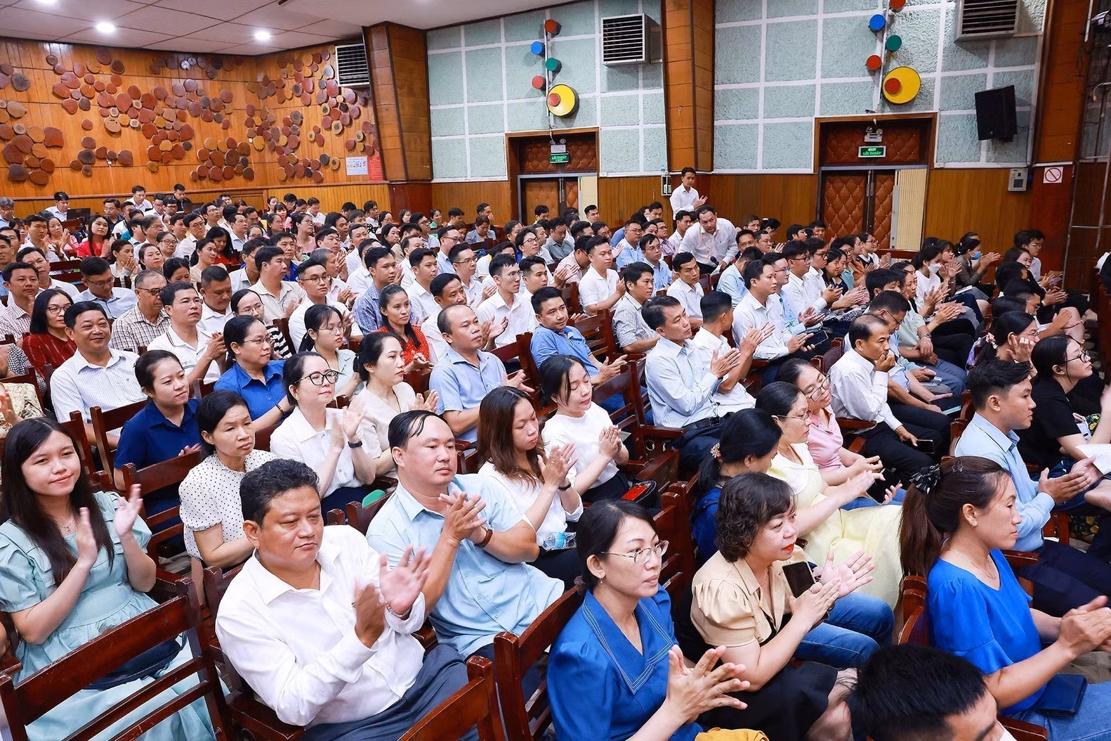 chinh7.jpg