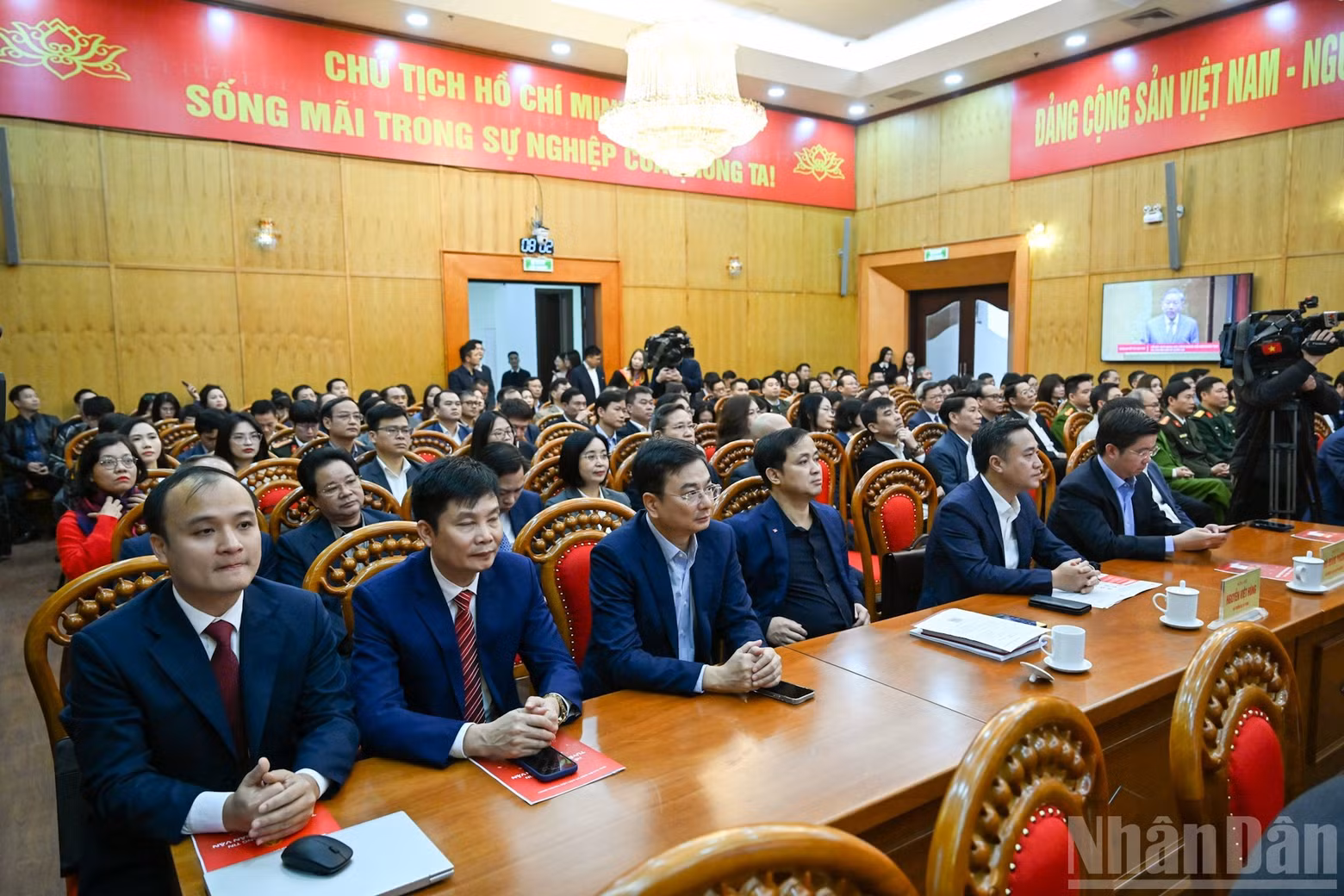anh-8-6222.jpg