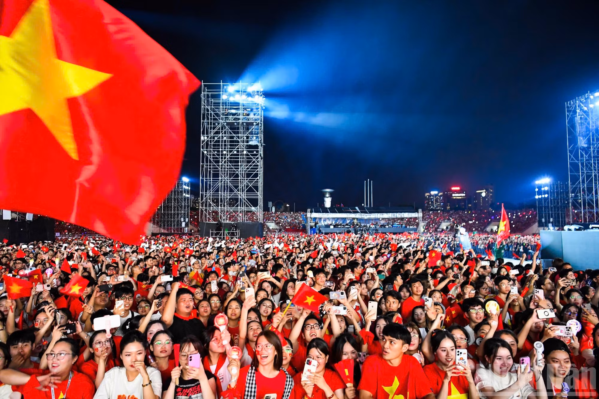 热情绽放《祖国在我心中》音乐会【组图】