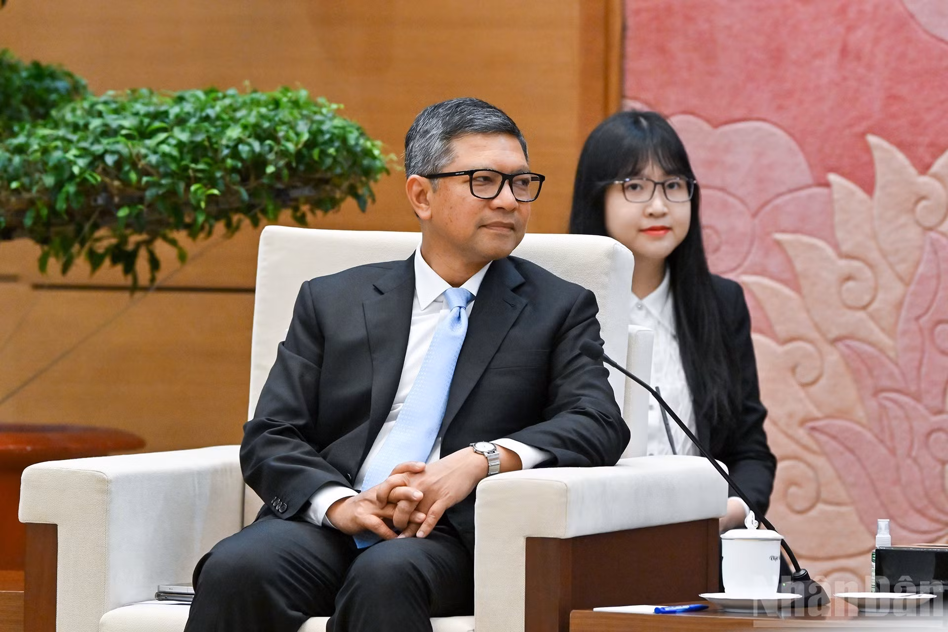 印尼驻越南大使丹尼·阿卜迪出席会见。