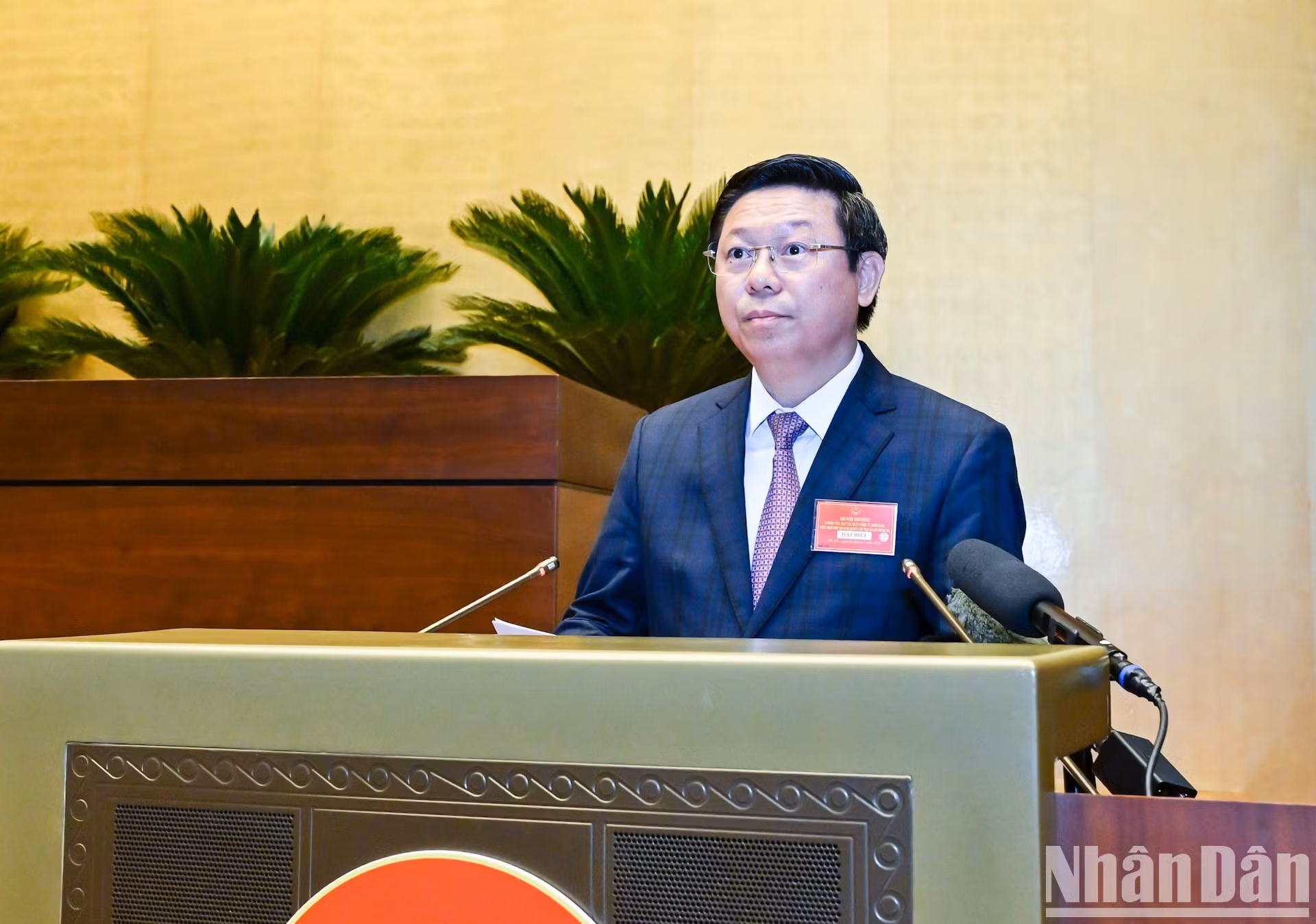 越共中央宣教部副部长陈青林在会上致开幕词。