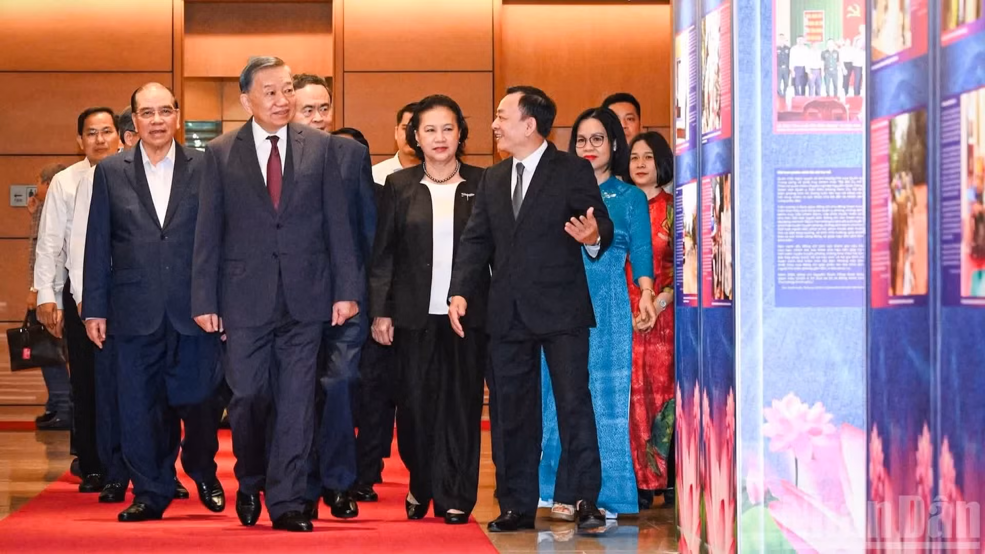 苏林总书记、国家主席出席全国会议，研究、学习、贯彻落实政治局若干决议和指示【组图】