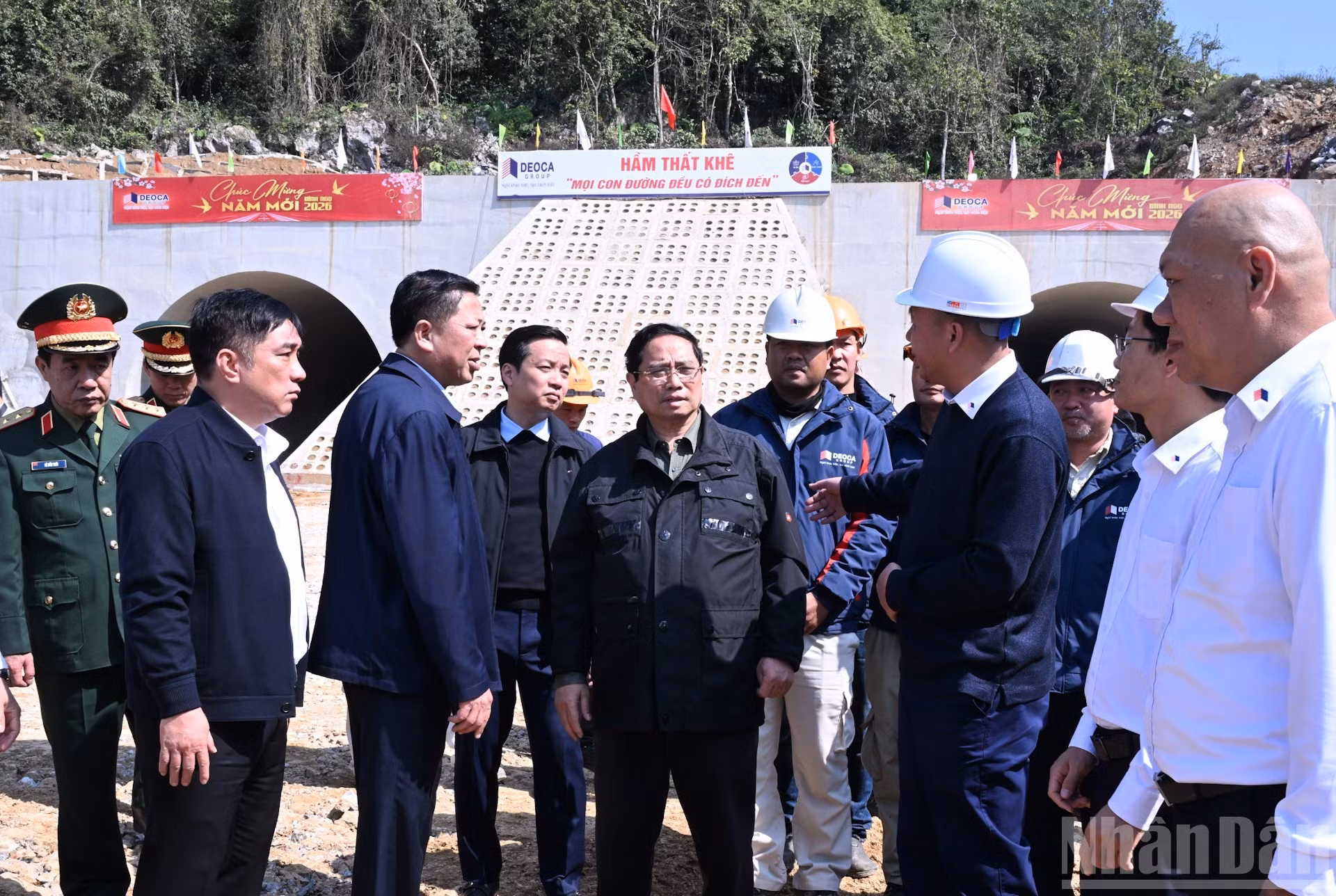 范明正总理视察友谊口岸—芝陵高速公路和同登—茶岭高速公路【组图】