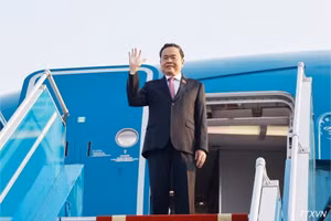 越南国会主席陈青敏启程对中国进行正式访问。（图片来源：越通社）
