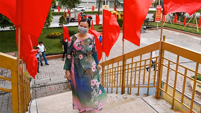 热闹非凡越南换届选举日（组图） ảnh 9