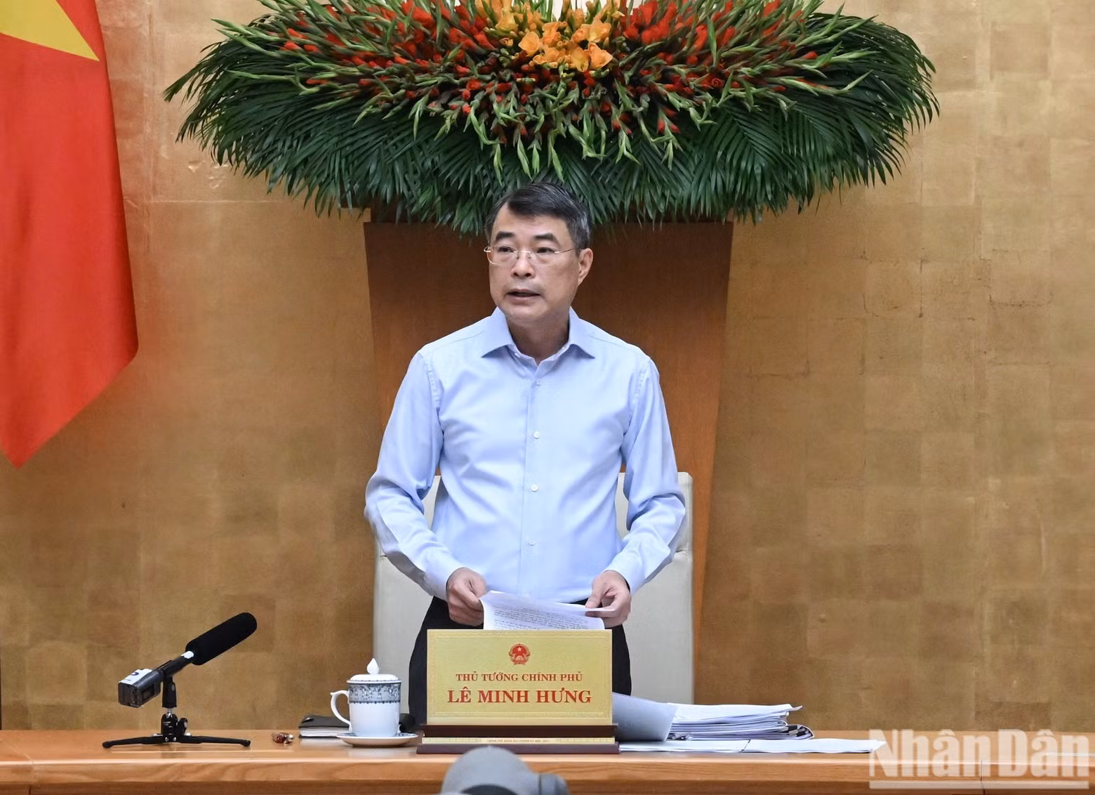 黎明兴总理在2026年8月政府例行会议上发表讲话。