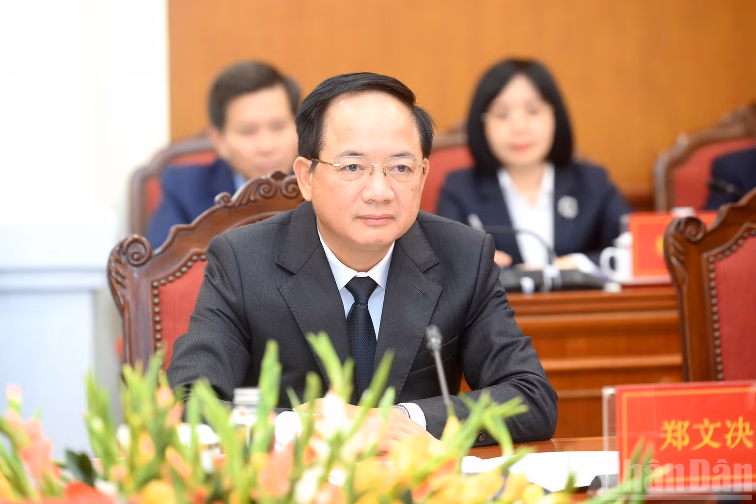 越共中央宣教与民运部部长郑文决发表讲话。