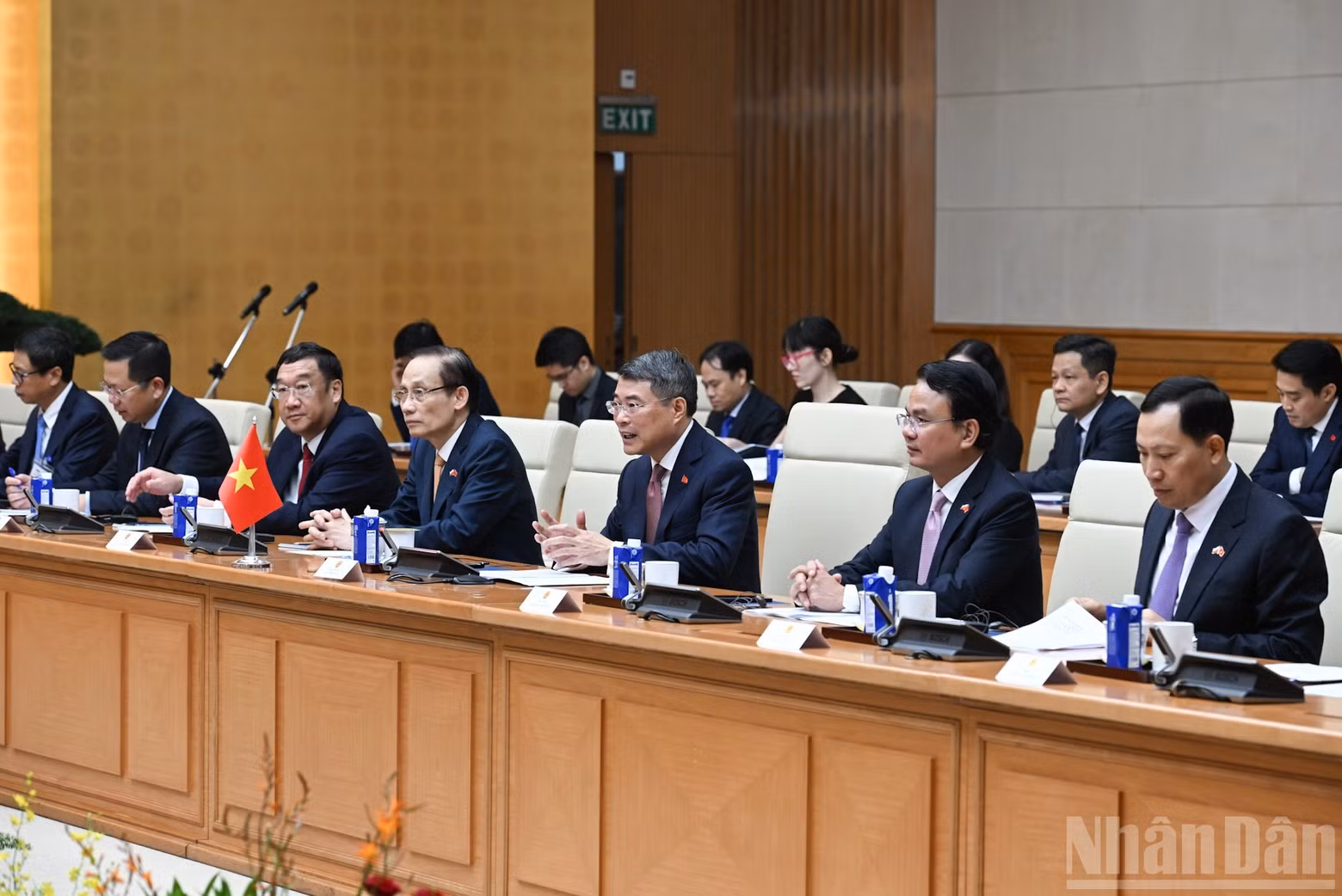 越南政府总理黎明兴和越南政府成员。