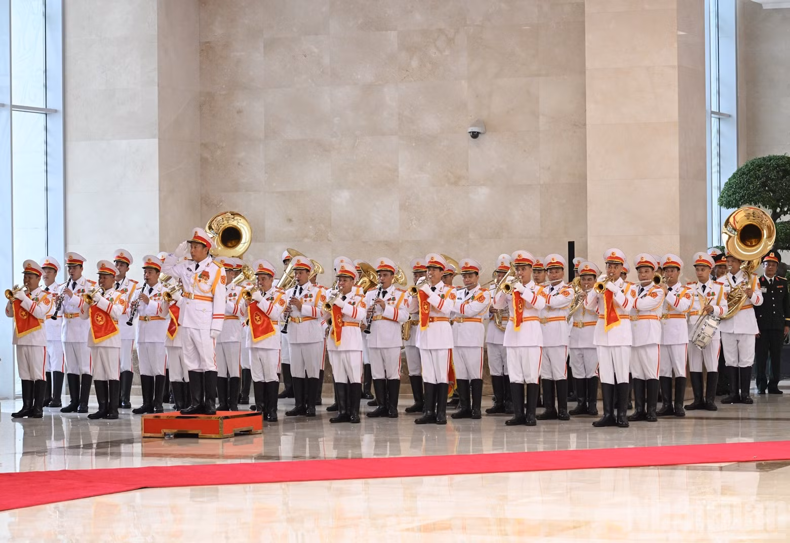 越南人民军军乐队。