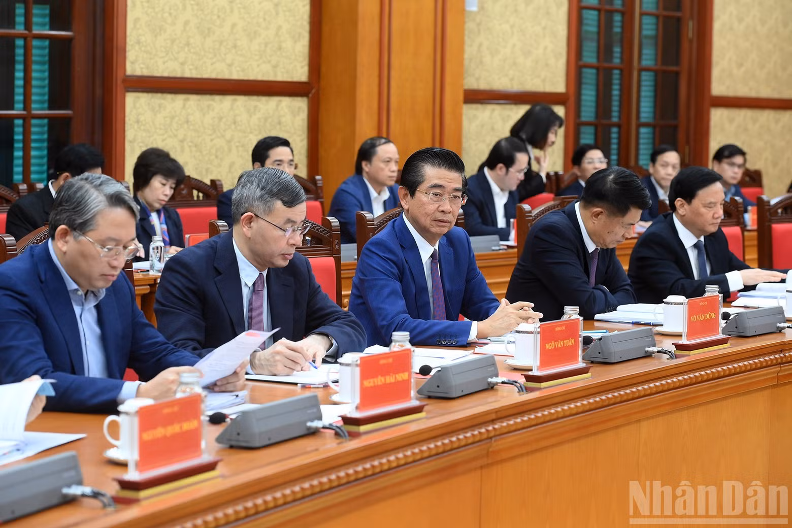 与会代表。
