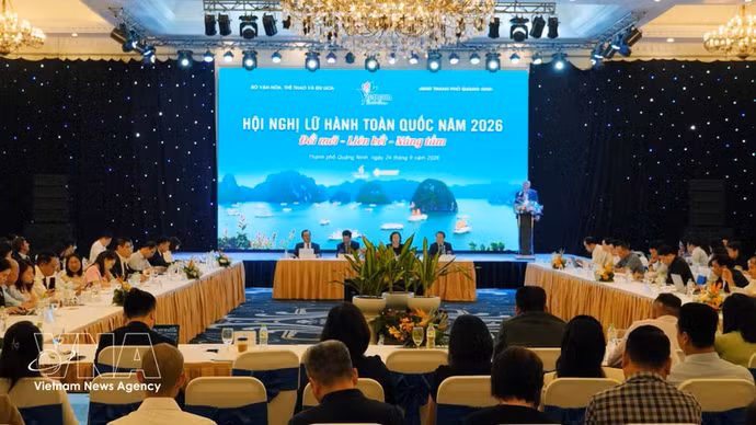 题为“创新·联动·升级”的2026年全国旅行社大会。（图片来源：越通社）