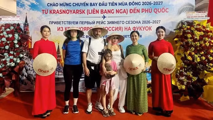 前往富国岛的俄罗斯游客。