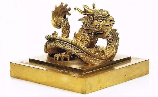 金印“皇帝之宝”。