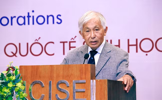 越南科学相约协会会长、国际跨部门科学教育中心经理陈青云在会上发表讲话。（图片来源：ICISE）