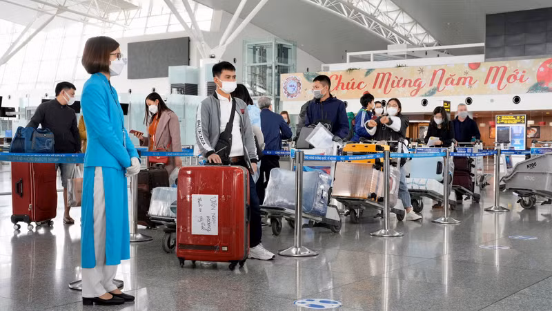 附图：越南内排航空港准备好春节服务保障方案。