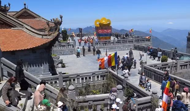 附图。