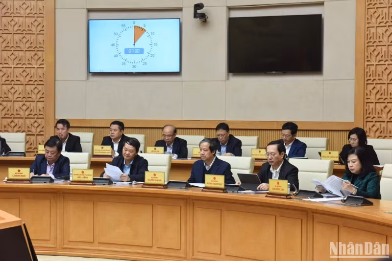 与会代表。