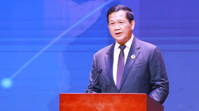 柬埔寨首相洪玛奈发表讲话。