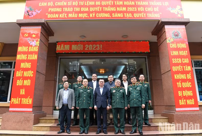 各位代表合影。