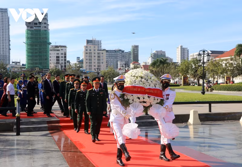 越南人民军建军节纪念活动在柬埔寨举行。（图片来源：VOV）